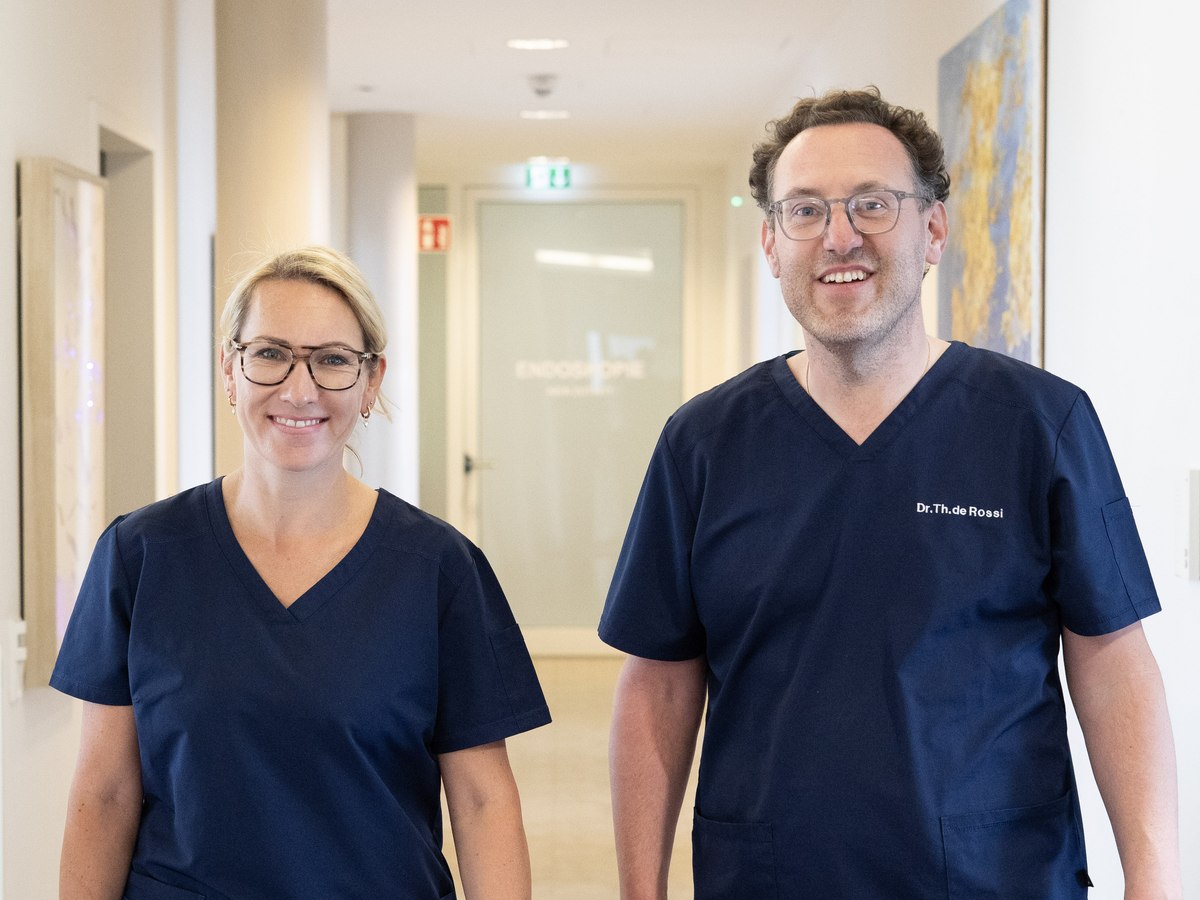 Dr. med. Susanne de Rossi und Dr. med. Thomas de Rossi in der Praxis medGAIN